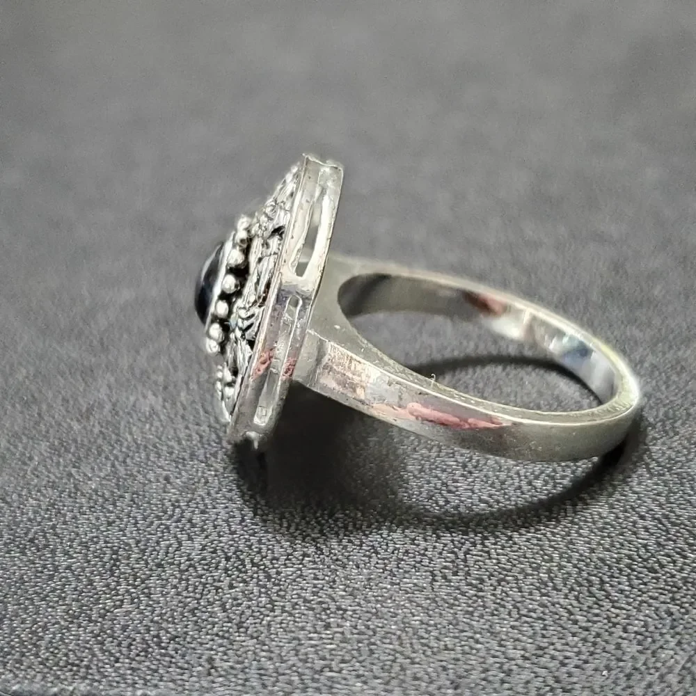 Silver plated black onyx ring with marcasite size 8.5